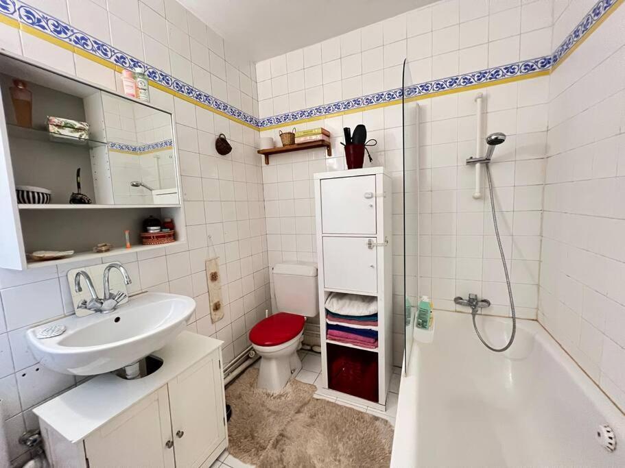 Grand Appartement Avec Balcon Et Parking Gratuit Sur Place 파리 외부 사진