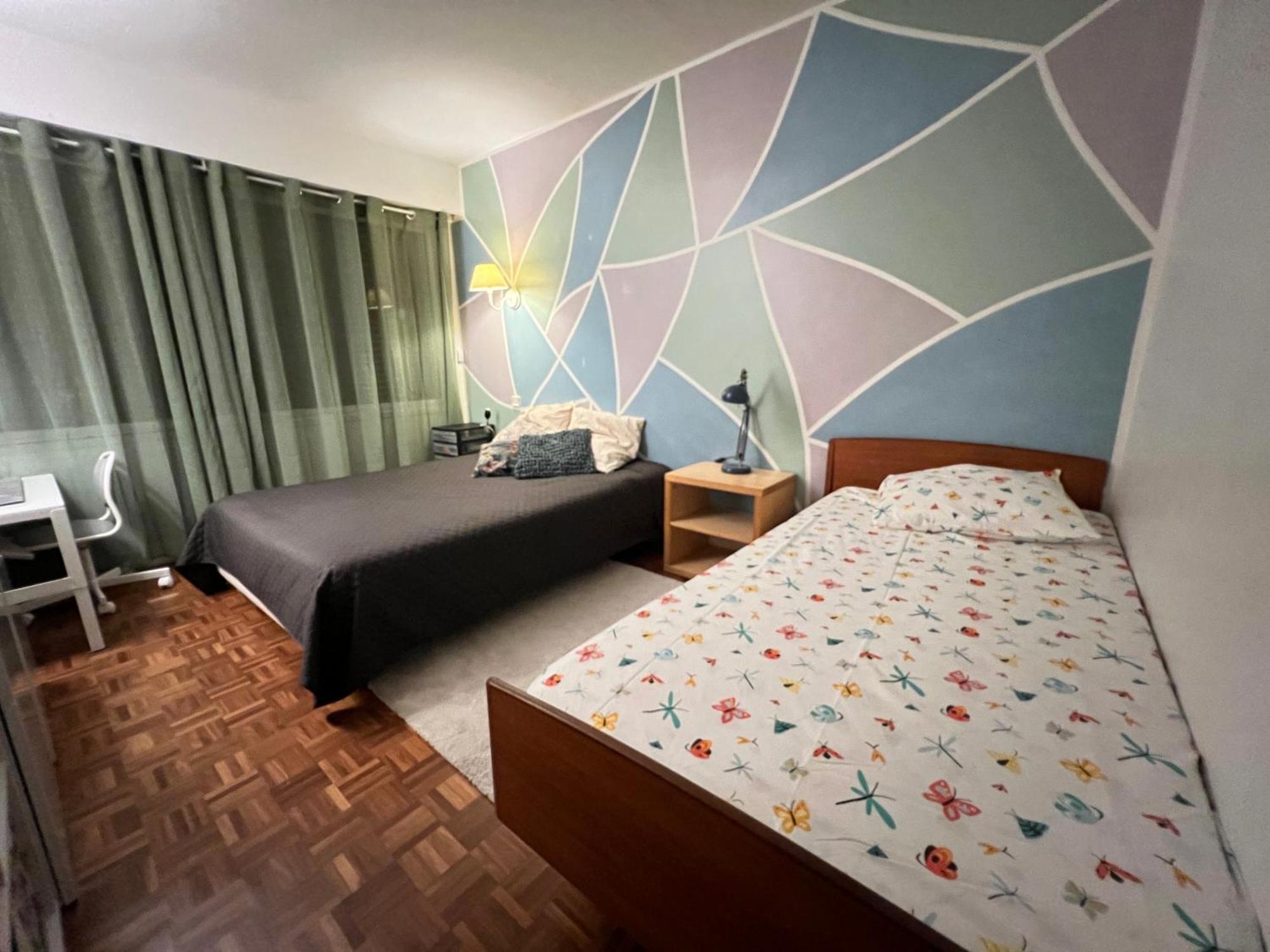 Grand Appartement Avec Balcon Et Parking Gratuit Sur Place 파리 외부 사진